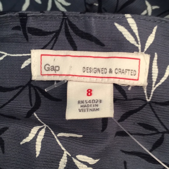 Gap - Picture 7 of 7